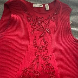 Valerie Stevens Red Sleeveless Sweater